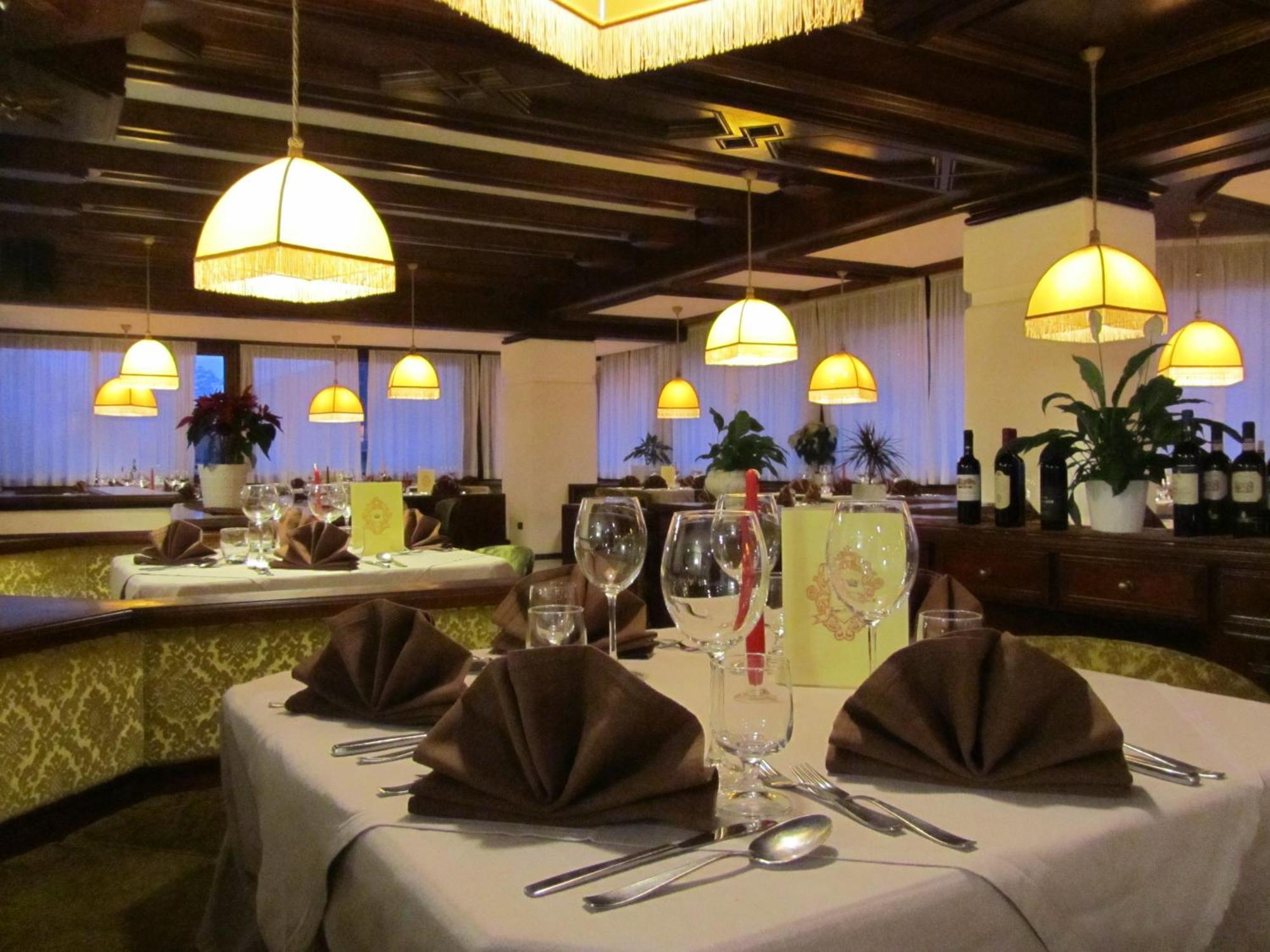 Hotel Corona Val di Zoldo Eksteriør bilde