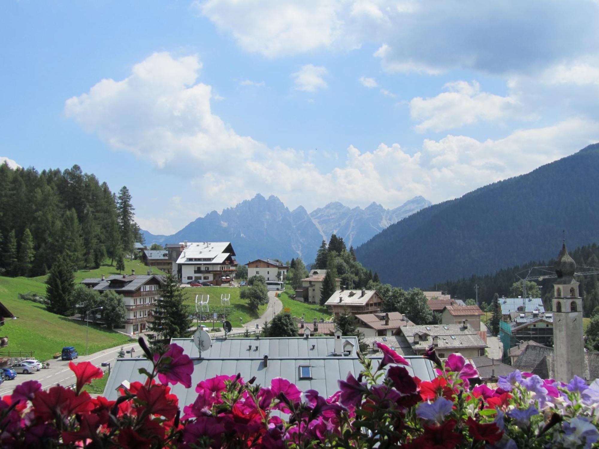 Hotel Corona Val di Zoldo Eksteriør bilde