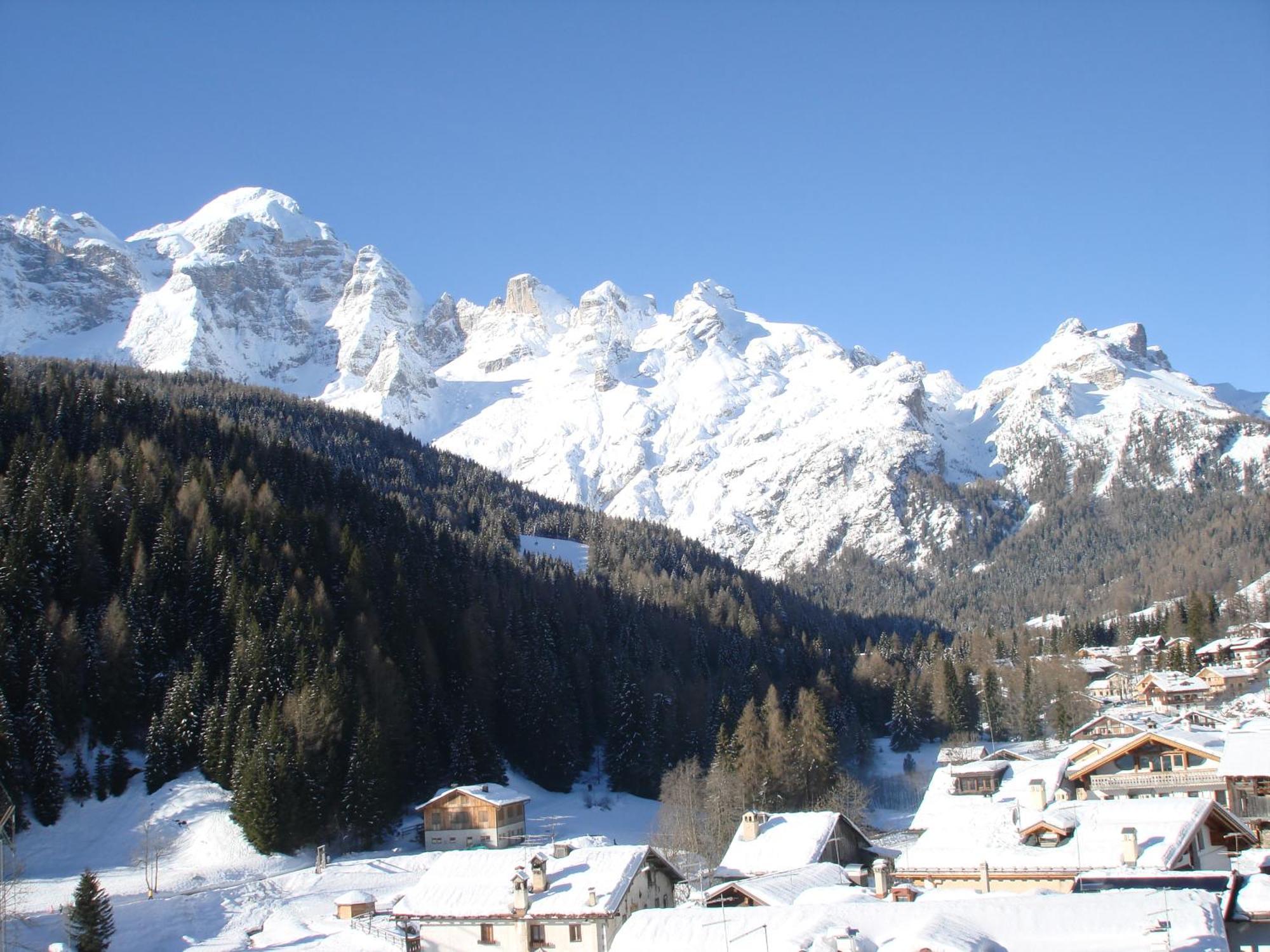 Hotel Corona Val di Zoldo Eksteriør bilde