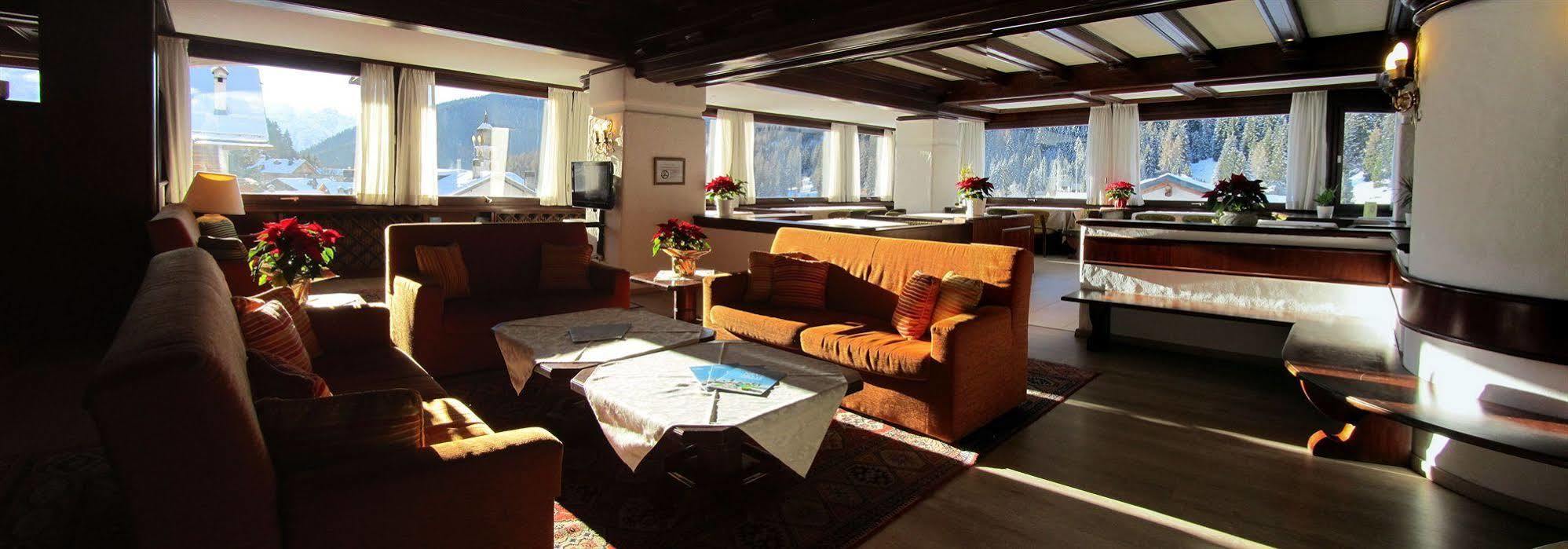 Hotel Corona Val di Zoldo Eksteriør bilde